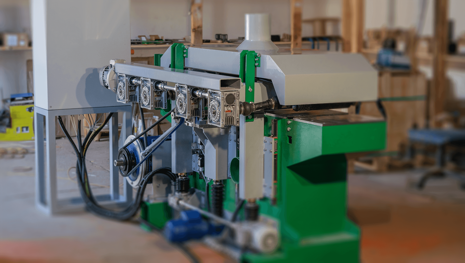 jednokotoučová omítací pila STRATUS